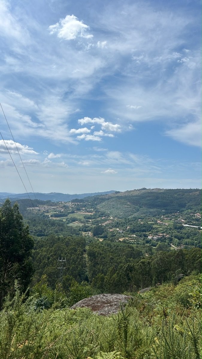 Vista panorâmica do vale a partir da área do fundo